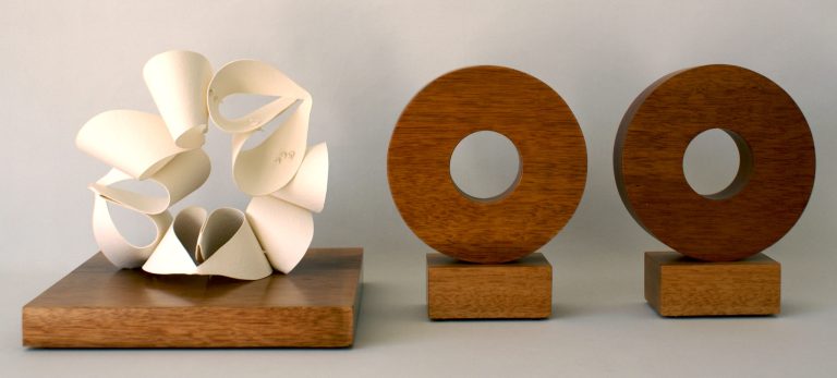Circulo de Papel y De Madera