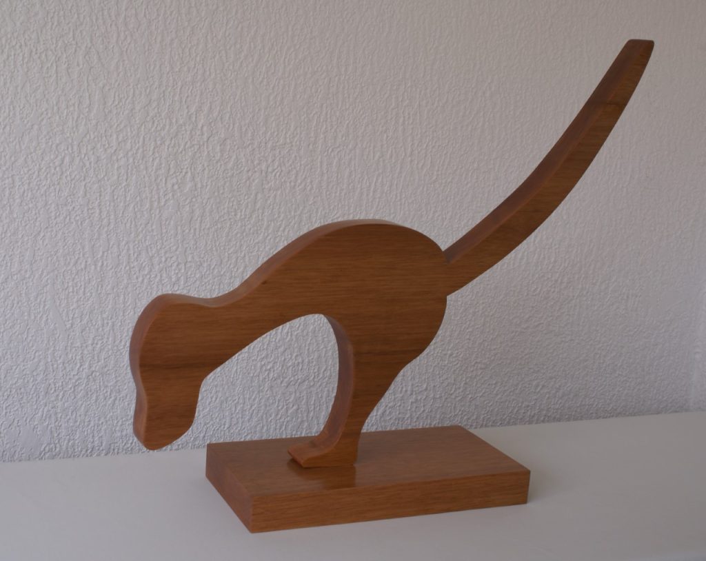 Perro, sculpture by Josefina Temín
