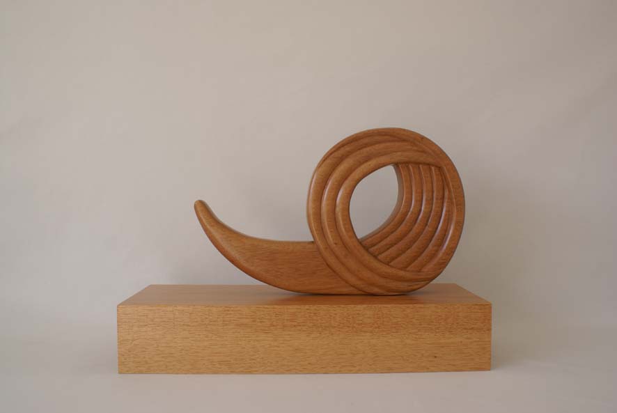 Snail, sculpture by Josefina Temín